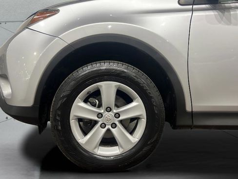Used 2014 Toyota RAV4 XLE image 35