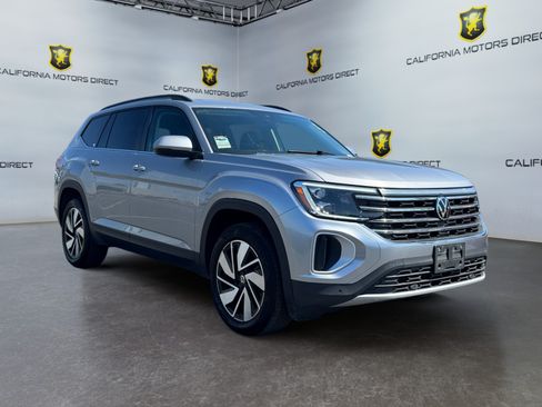 Used 2025 Volkswagen Atlas SE FWD image 7