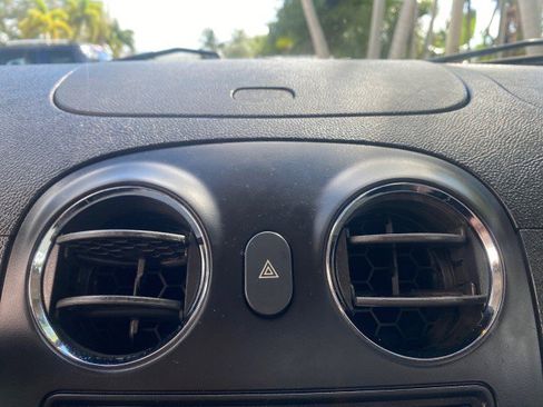 Used 2008 Chevrolet HHR LS w/ Enhanced Sound Package image 46