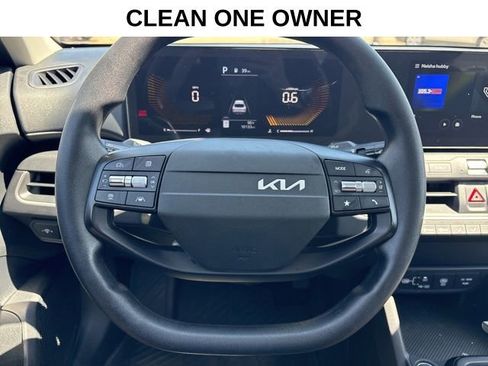 Used 2025 Kia K4 LX image 5