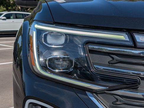 Certified 2024 Volkswagen Atlas SE AWD/4WD image 16