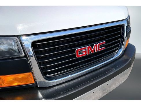 Used 2025 GMC Savana 2500 w/ Driver Convenience Package RWD image 30