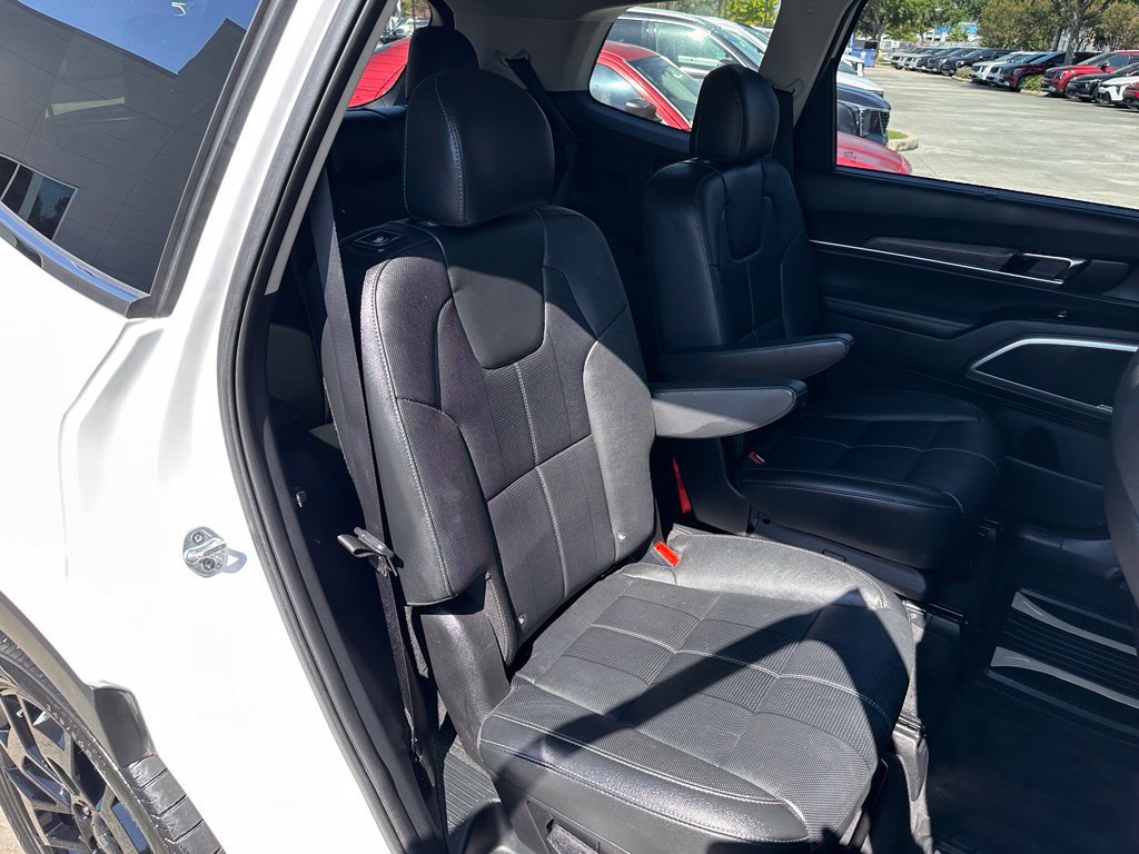 Used 2021 Kia Telluride EX w/ EX Premium Package AWD/4WD image 35