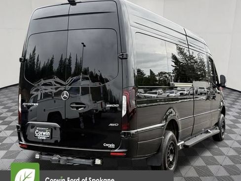 Used 2025 Mercedes-Benz Sprinter 2500 image 14