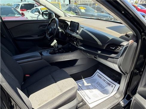 Used 2021 Nissan Rogue S FWD image 25