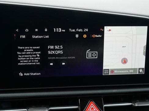 Certified 2024 Kia Niro Wave w/ Wave Preserve Package image 22