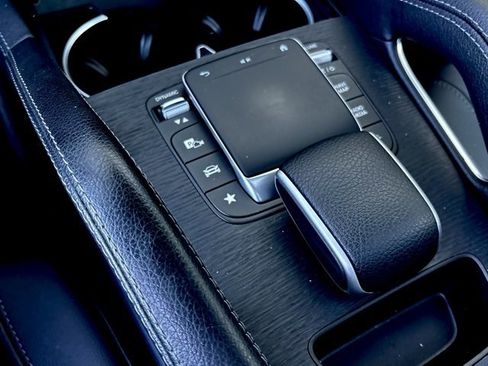 Used 2022 Mercedes-Benz GLE 350 image 24