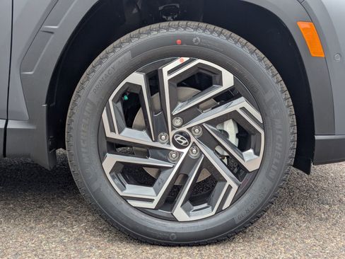 New 2025 Hyundai Tucson Limited image 7