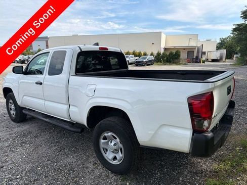 Used 2023 Toyota Tacoma SR AWD/4WD image 7