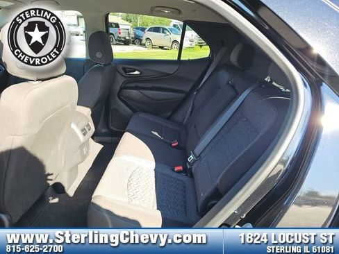 Used 2023 Chevrolet Equinox LT w/ Driver Convenience Package image 24