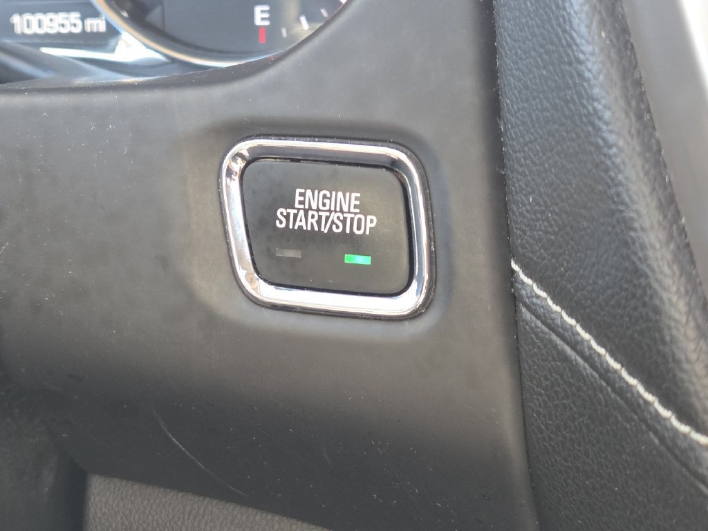 Used 2017 GMC Acadia Denali AWD/4WD image 15