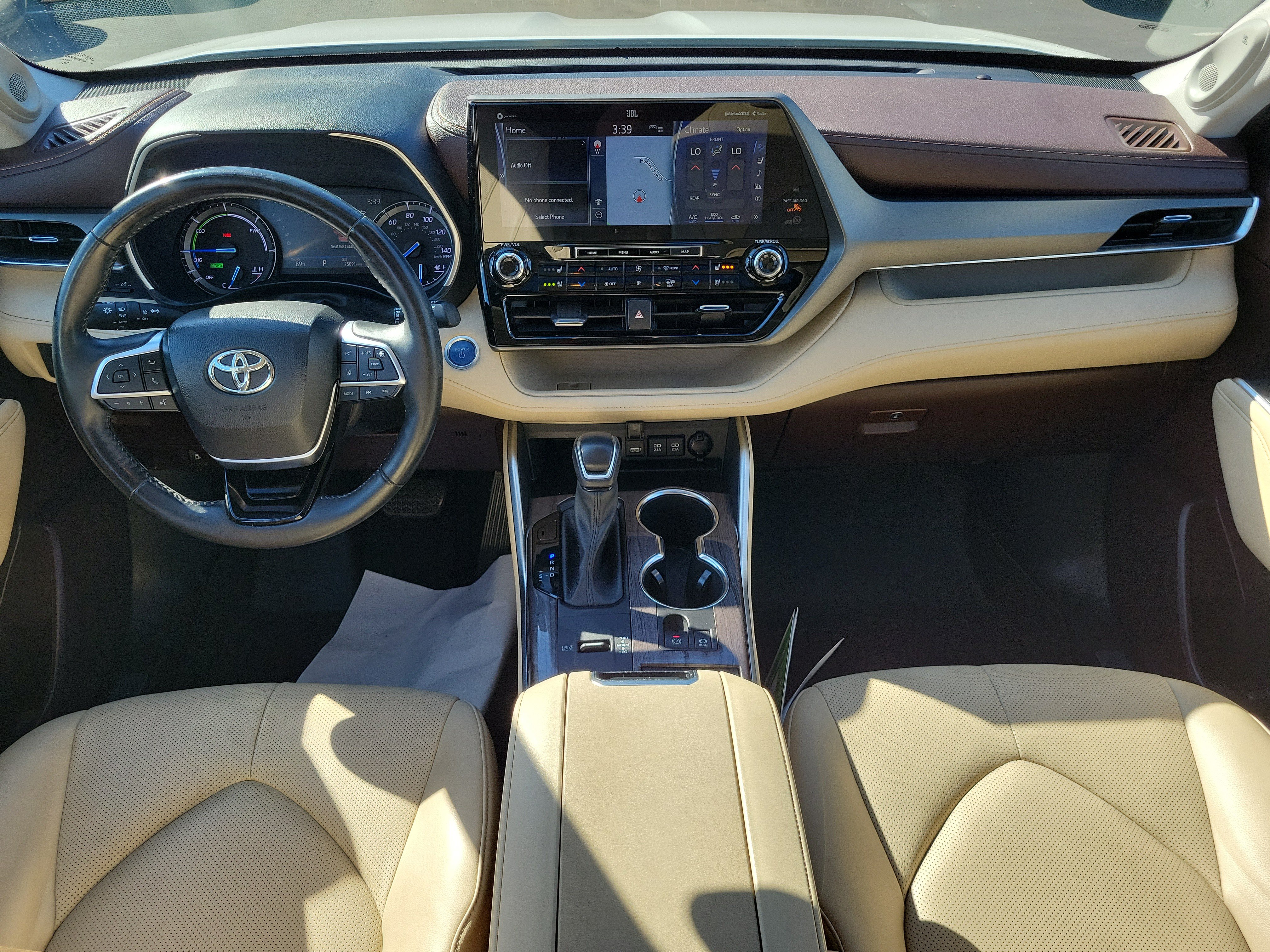 Used 2021 Toyota Highlander Limited AWD/4WD image 9