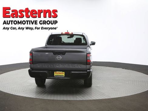 Used 2022 Nissan Frontier S image 36