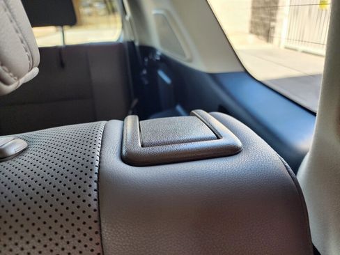 Used 2023 Lexus GX 460 Premium image 80