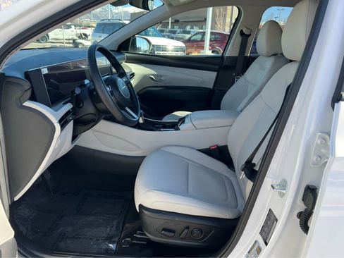 Certified 2025 Hyundai Tucson SEL image 28