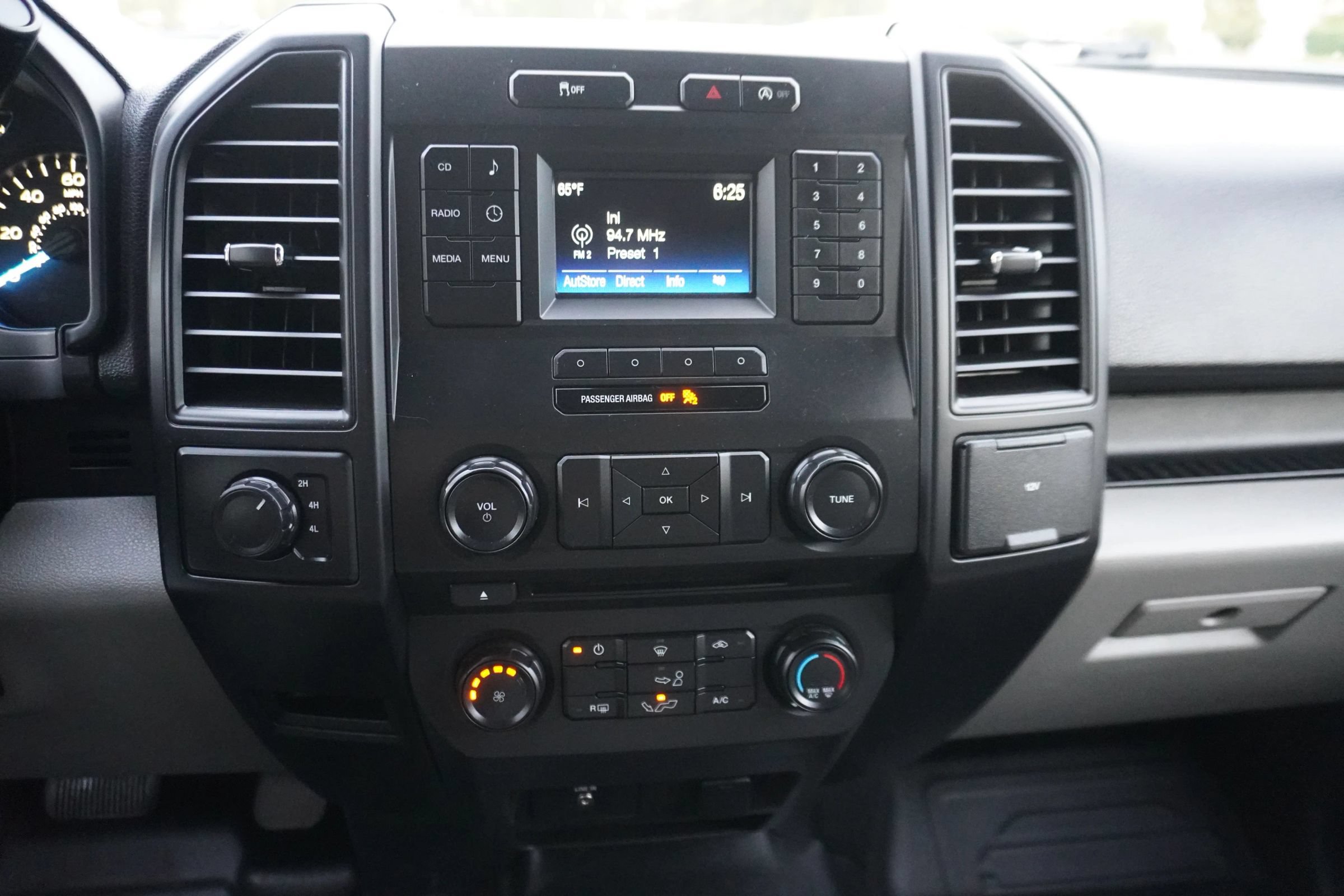 Used 2018 Ford F150 XL w/ XL Power Equipment Group AWD/4WD image 19