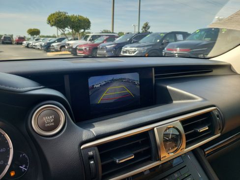 Used 2018 Lexus IS 300 w/ Premium Package RWD image 24