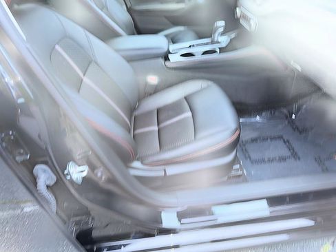 Certified 2024 Nissan Altima 2.5 SR FWD image 19