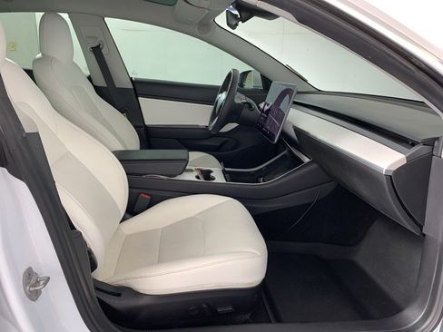 Used 2020 Tesla Model 3 Long Range AWD/4WD image 37