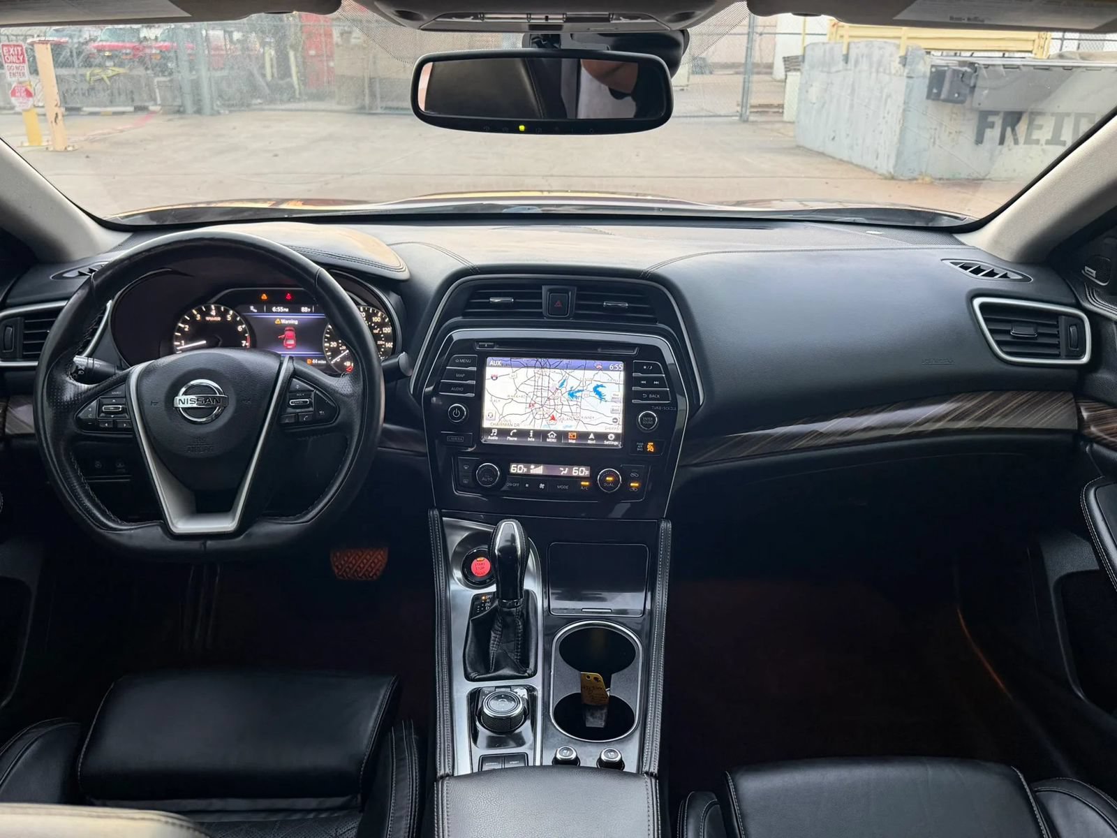 Used 2017 Nissan Maxima Platinum FWD image 21