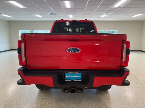 Used 2023 Ford F250 Lariat w/ Sport Appearance Package image 7