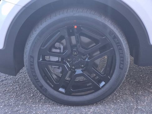 New 2025 Kia Telluride SX X-Line image 18