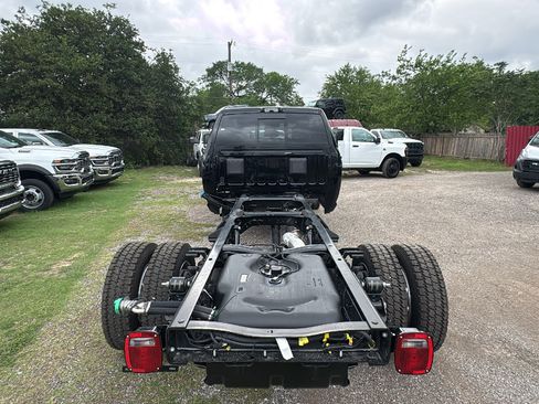New 2026 RAM 5500 4x4 Crew Cab w/ Laramie Trim Package image 6