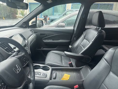 Used 2023 Honda Passport EX-L image 4