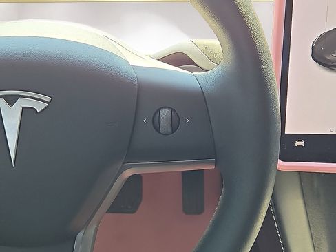 Used 2021 Tesla Model 3 Long Range AWD/4WD image 19