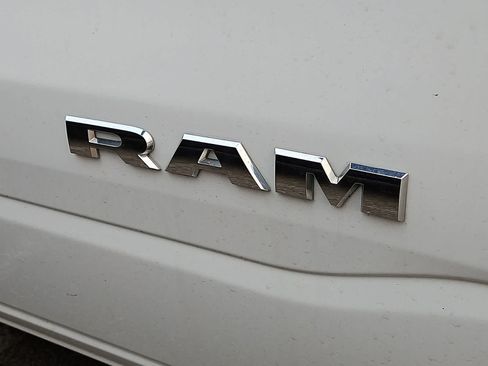 Used 2021 RAM 1500 Big Horn AWD/4WD image 4