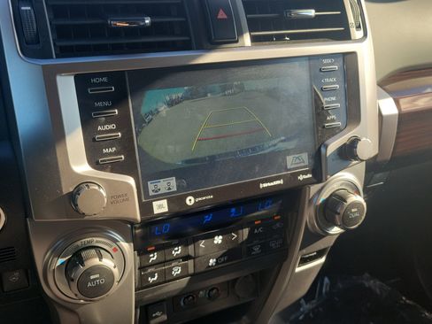 Used 2023 Toyota 4Runner Limited image 30