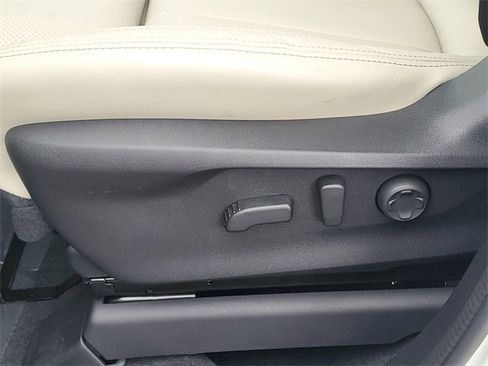 New 2025 Subaru Ascent Limited w/ Popular Package #2 image 19