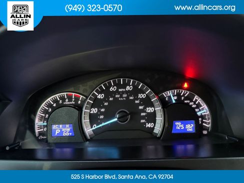 Used 2013 Toyota Camry SE FWD image 8