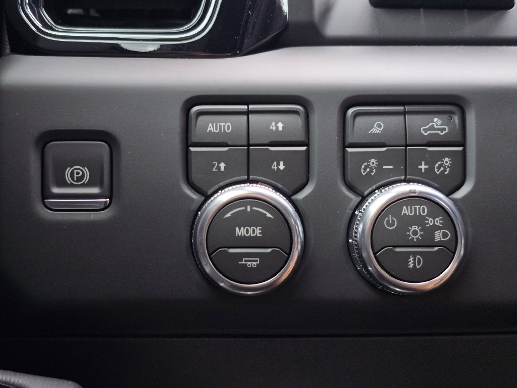 Used 2026 GMC Sierra 1500 AT4X AWD/4WD image 47