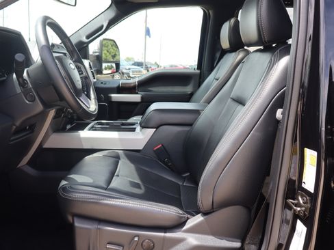 Used 2022 Ford F350 Lariat w/ Lariat Ultimate Package AWD/4WD image 9