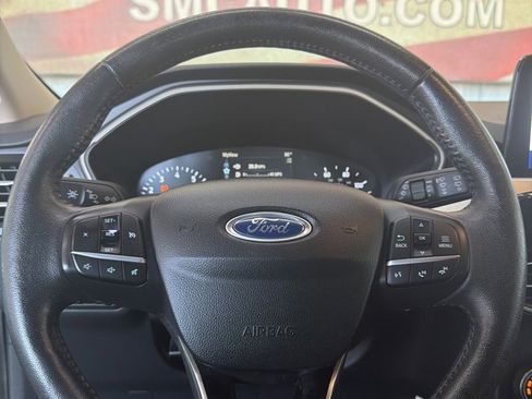 Used 2020 Ford Escape SEL image 22
