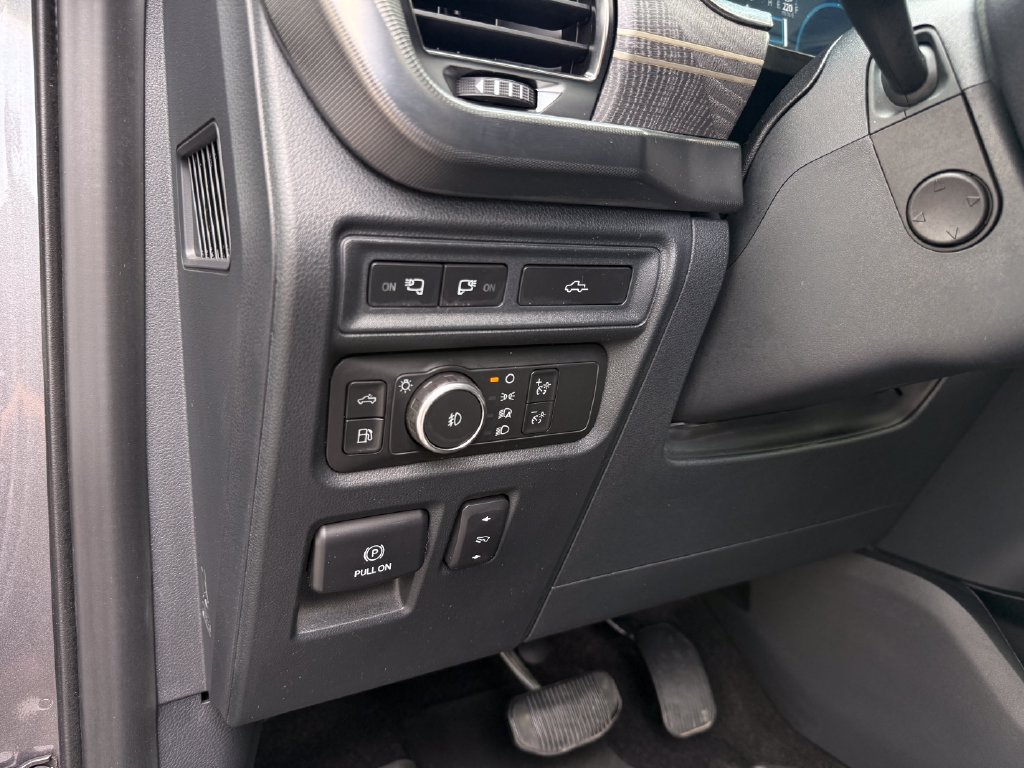 Used 2021 Ford F150 Platinum w/ Equipment Group 701A High AWD/4WD image 25
