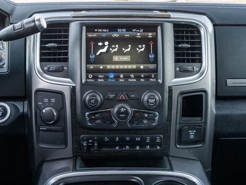 Used 2018 RAM 2500 Limited AWD/4WD image 37