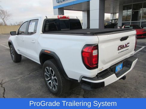 Used 2024 GMC Canyon AT4 w/ Technology Package image 3