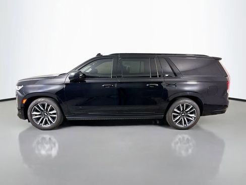 Used 2021 Cadillac Escalade ESV Sport w/ Driver Assist Tech Package AWD/4WD image 4
