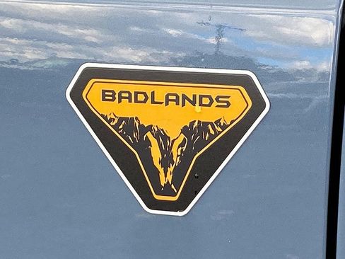 Certified 2024 Ford Bronco Badlands image 10