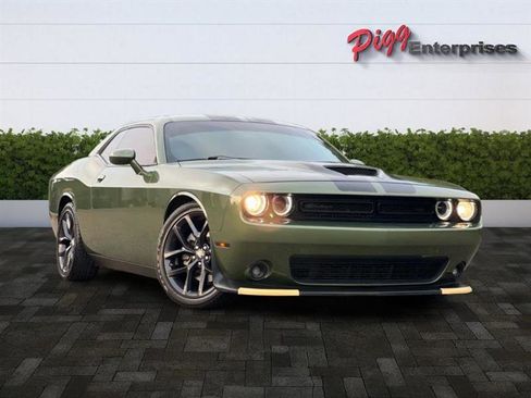 Used 2022 Dodge Challenger GT w/ Blacktop Package image 43