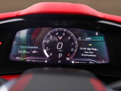 Used 2024 Chevrolet Corvette Z06 RWD image 11
