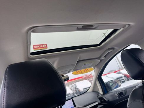 Used 2020 Ford EcoSport SES w/ SES Black Appearance Package image 21