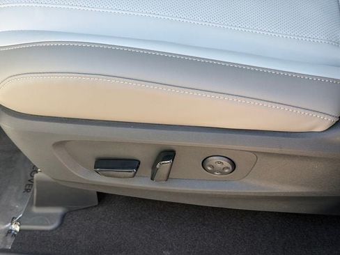 New 2027 INFINITI QX60 Luxe w/ Cargo Package FWD image 14