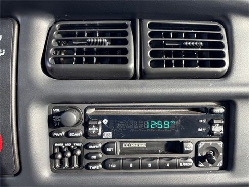 Used 1999 Dodge Ram 3500 Truck ST image 21