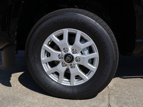 New 2025 Toyota Tacoma SR5 w/ Blackout Package (GST) image 16