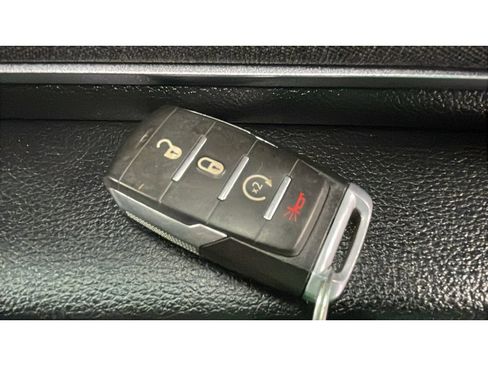 Used 2019 RAM 1500 Big Horn AWD/4WD image 19