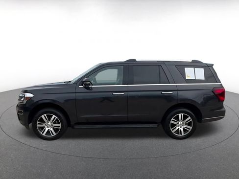 Used 2024 Ford Expedition Limited AWD/4WD image 9
