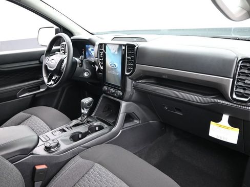 New 2025 Ford Ranger XLT w/ FX4 Off-Road Package image 32